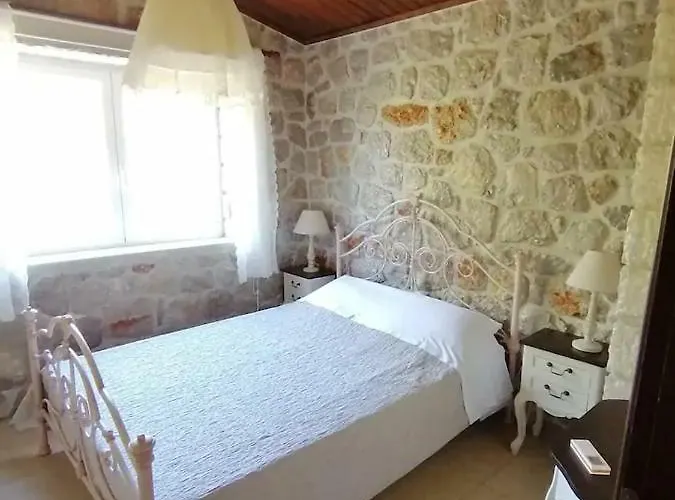 Ktima Nafsika - First-floor Luxury In Majestic Estate Rozaíika